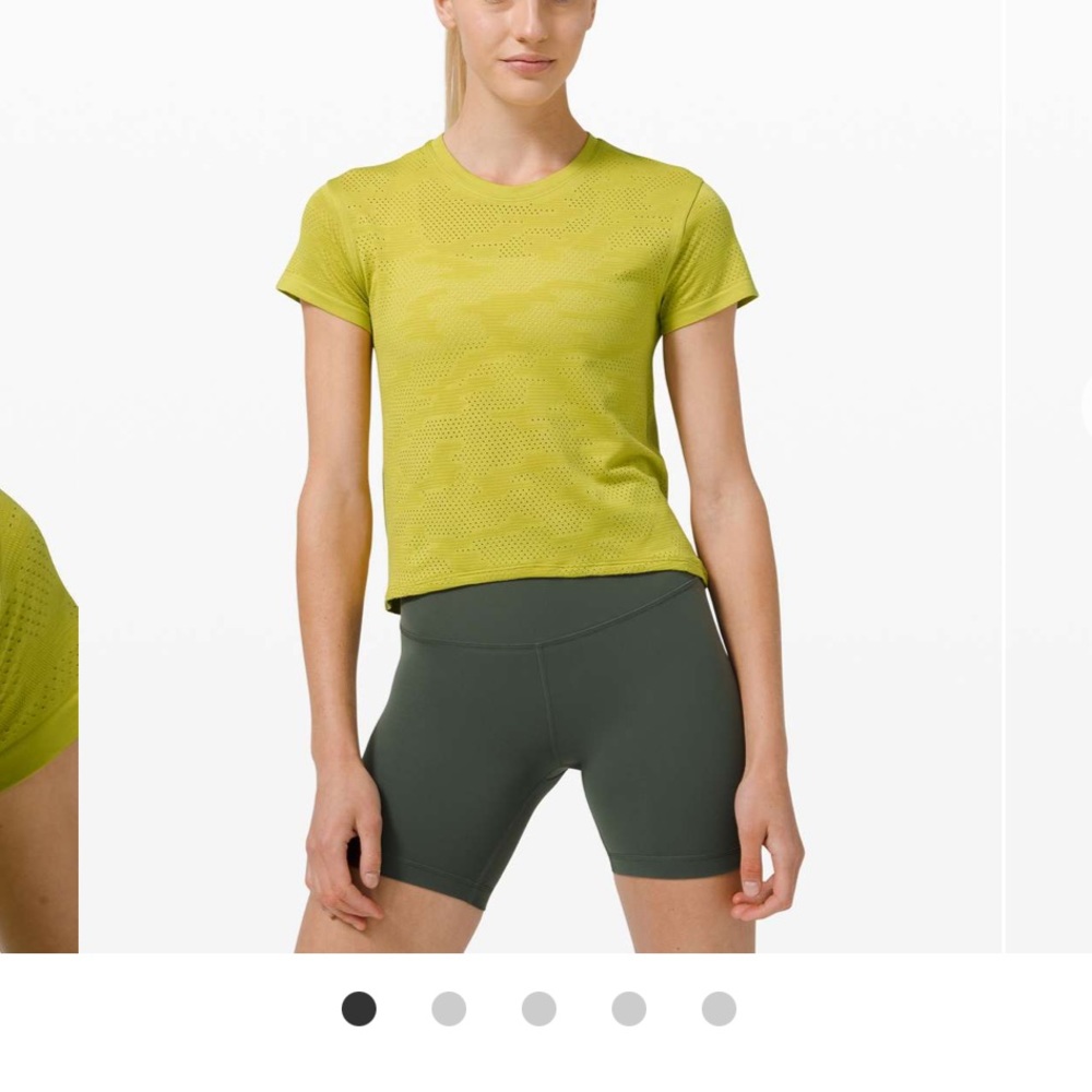 Lululemon train to be short sleeve